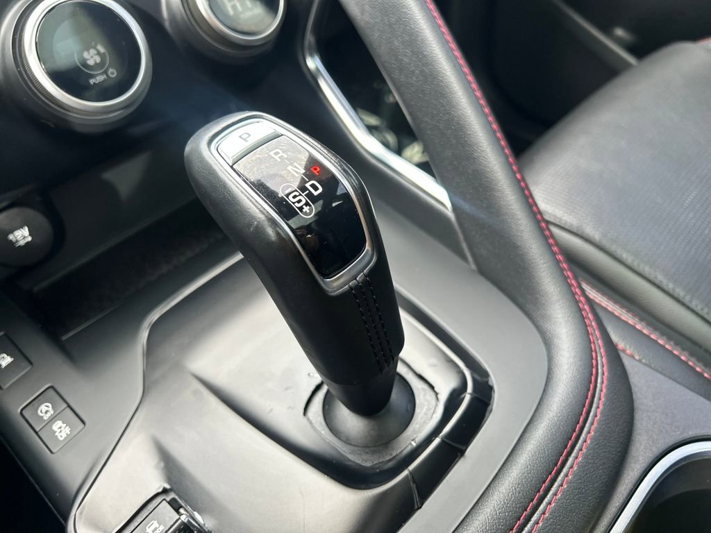 Used 2020 Jaguar E-PACE Checkered Flag image 30