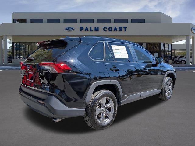 Used 2024 Toyota RAV4 LE image 5