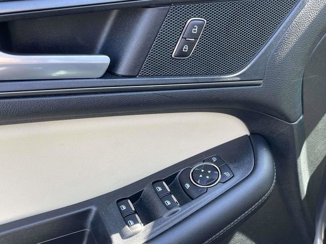 Certified 2024 Ford Edge SE w/ Black Appearance Package image 20