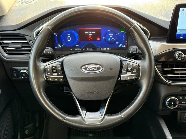 Certified 2022 Ford Escape Titanium image 16