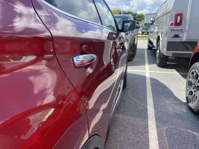 Used 2023 Nissan Murano SV AWD/4WD image 8