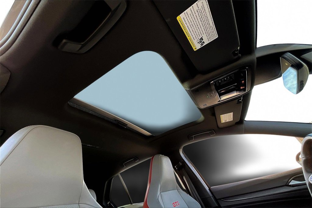 Used 2023 Volkswagen GTI SE image 22