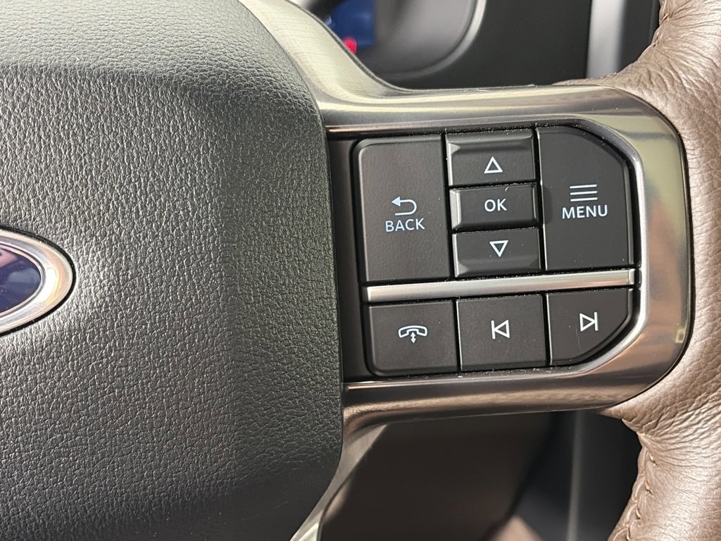 Certified 2025 Ford F450 King Ranch w/ FX4 Off-Road Package image 18