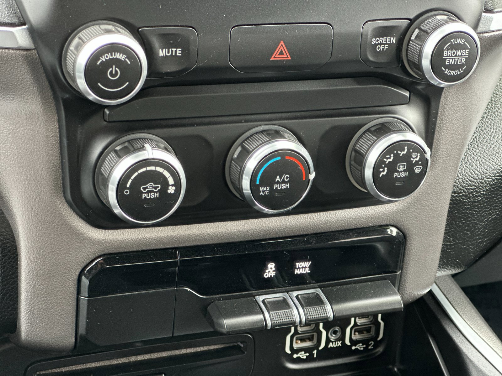 Used 2019 RAM 1500 Big Horn image 19