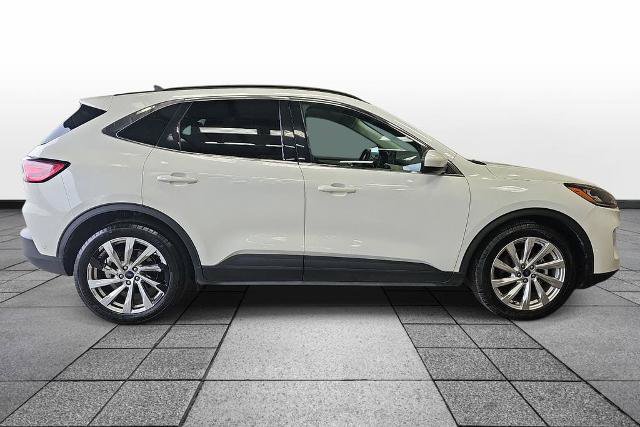Certified 2021 Ford Escape Titanium w/ Titanium Elite Package FWD image 4