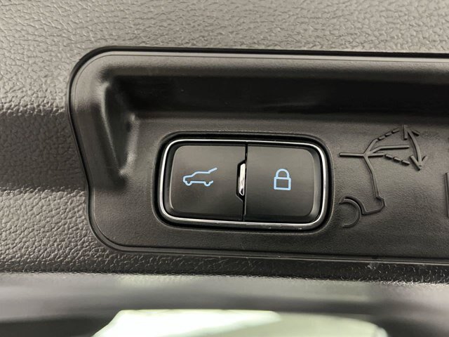 Certified 2023 Ford Explorer XLT w/ Equipment Group 202A AWD/4WD image 5