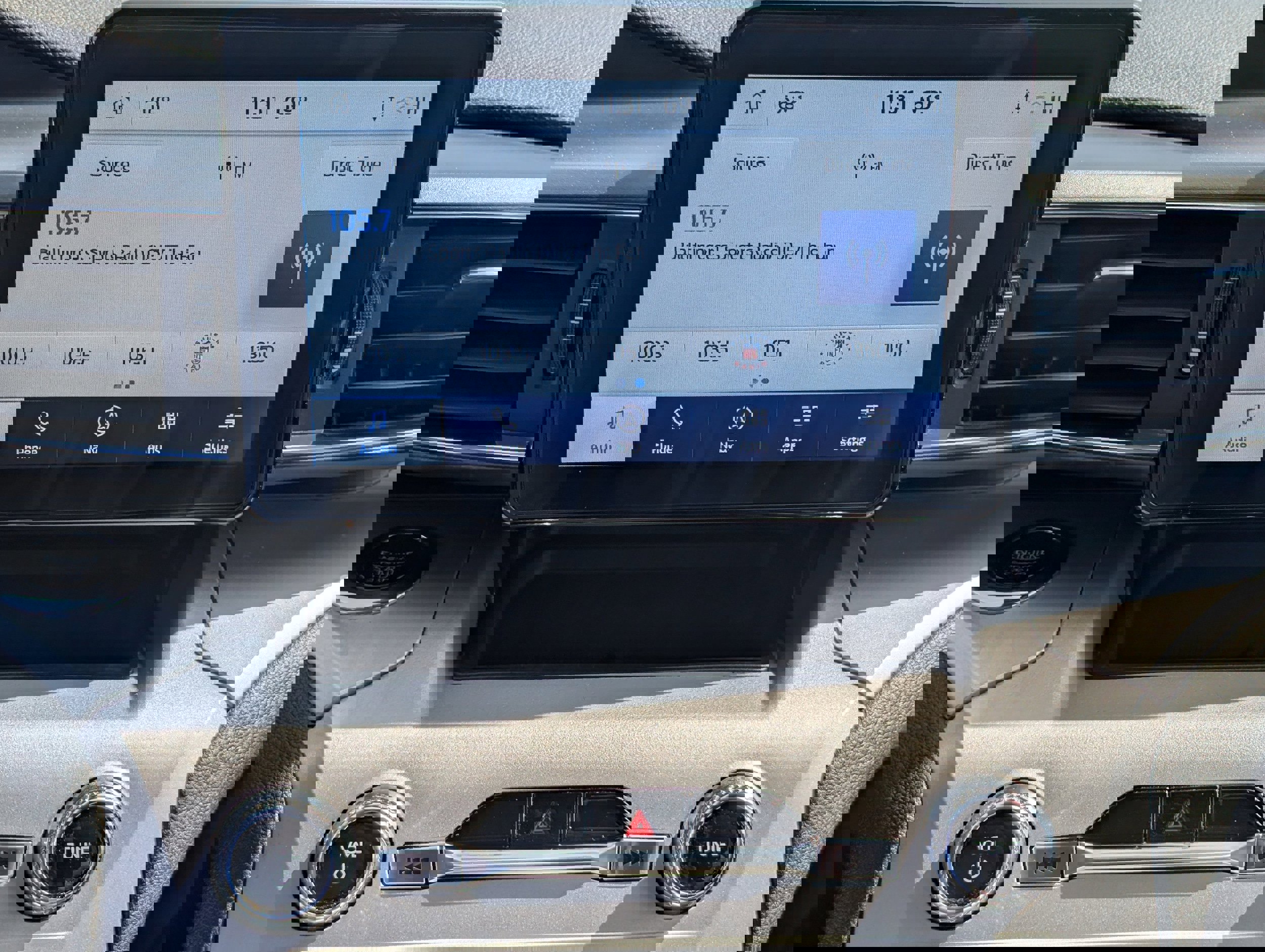 Certified 2023 Ford Explorer XLT w/ Equipment Group 202A image 31