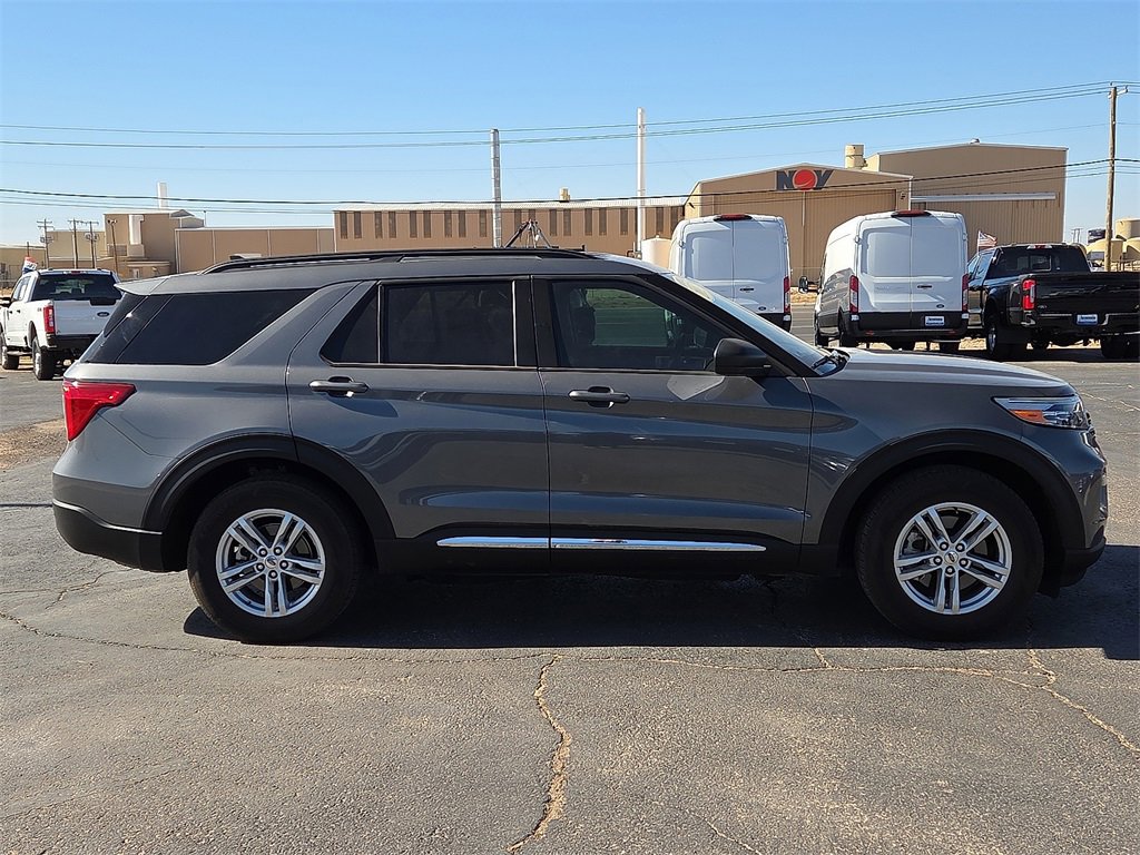 Certified 2023 Ford Explorer XLT w/ Equipment Group 202A image 6