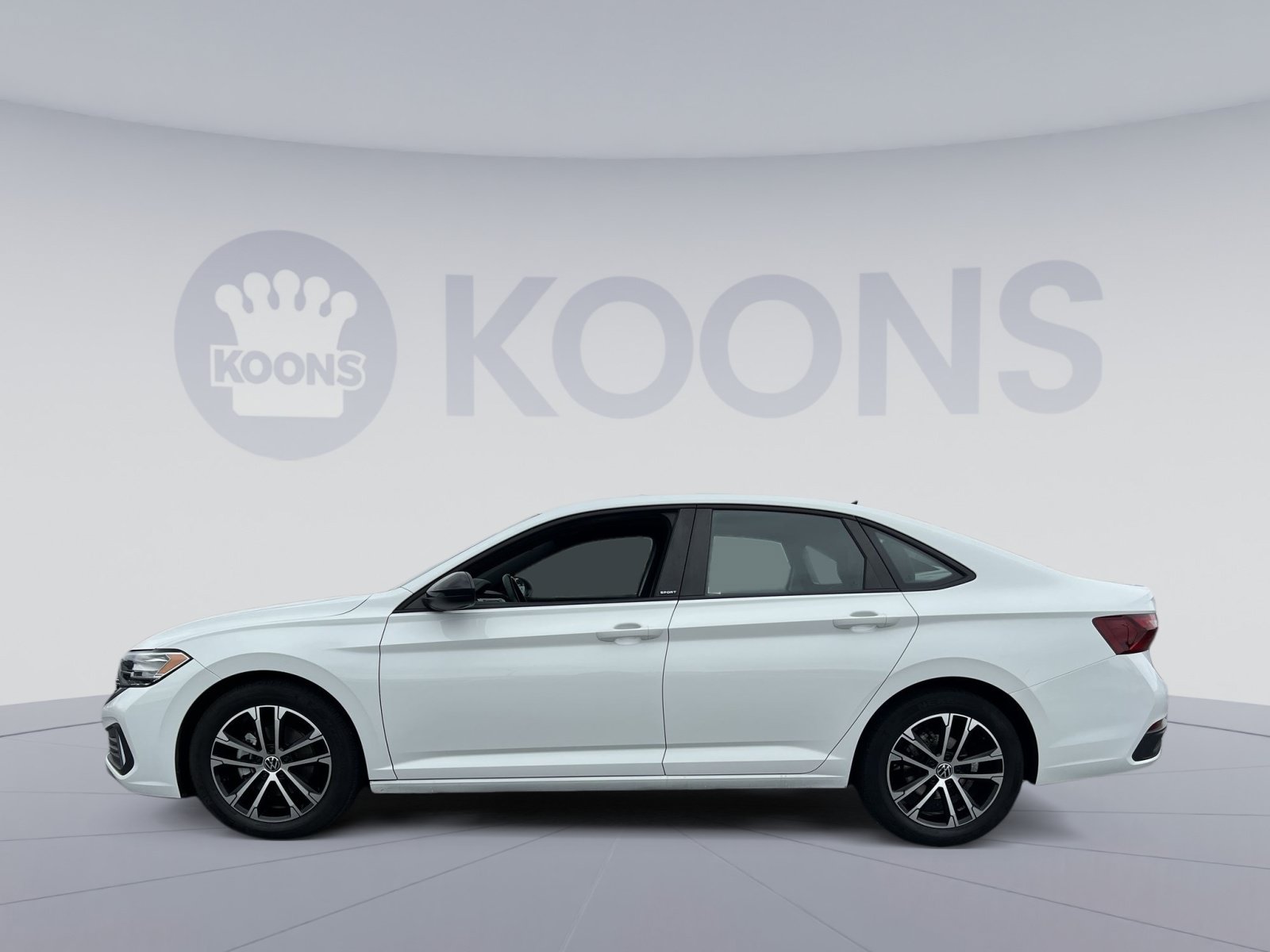 Used 2023 Volkswagen Jetta Sport FWD image 2
