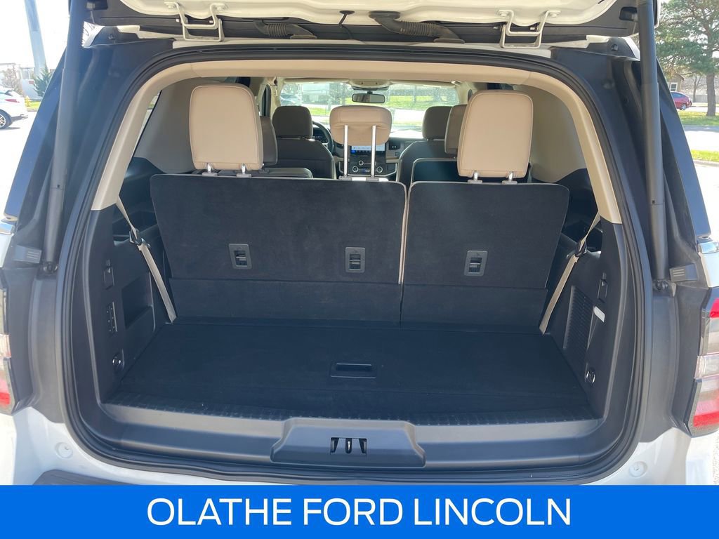 Certified 2022 Ford Expedition Limited image 15
