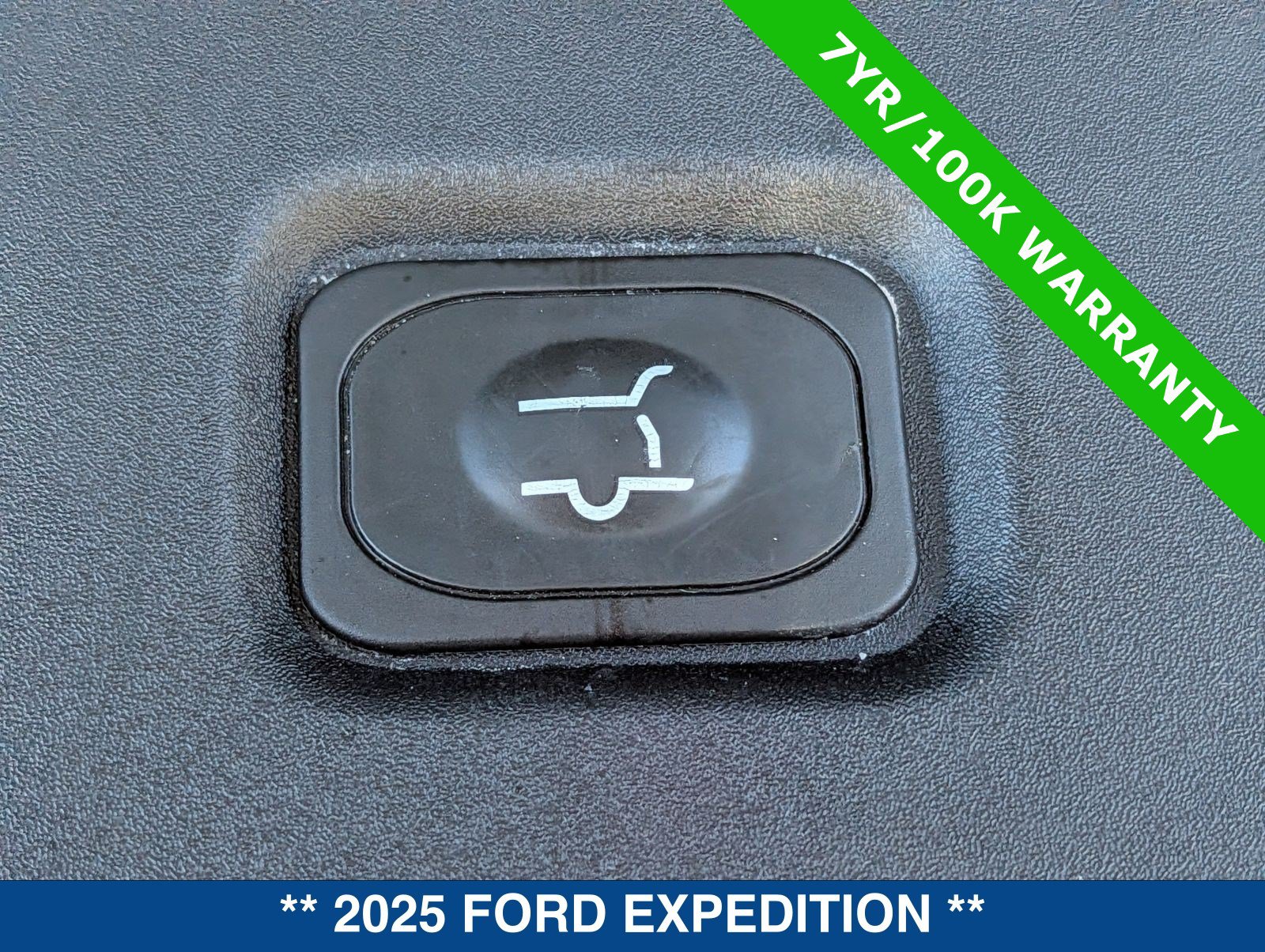 Certified 2025 Ford Expedition Platinum w/ Stealth Performance Package AWD/4WD image 16