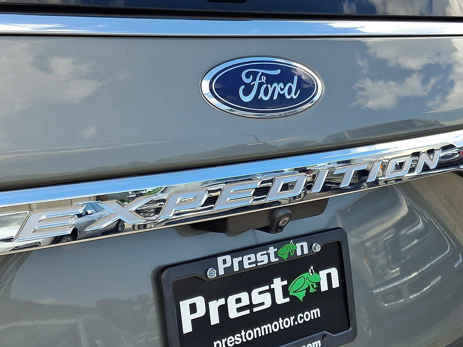 Certified 2019 Ford Expedition Limited w/ Equipment Group 302A AWD/4WD image 32
