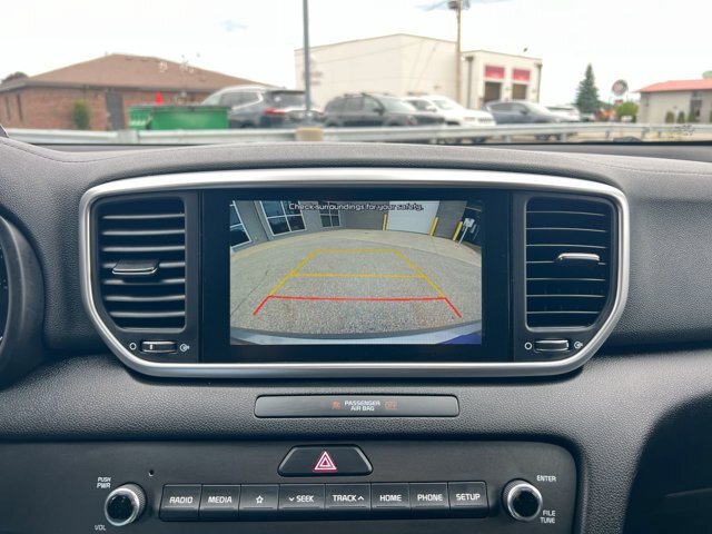 Used 2020 Kia Sportage LX AWD/4WD image 18