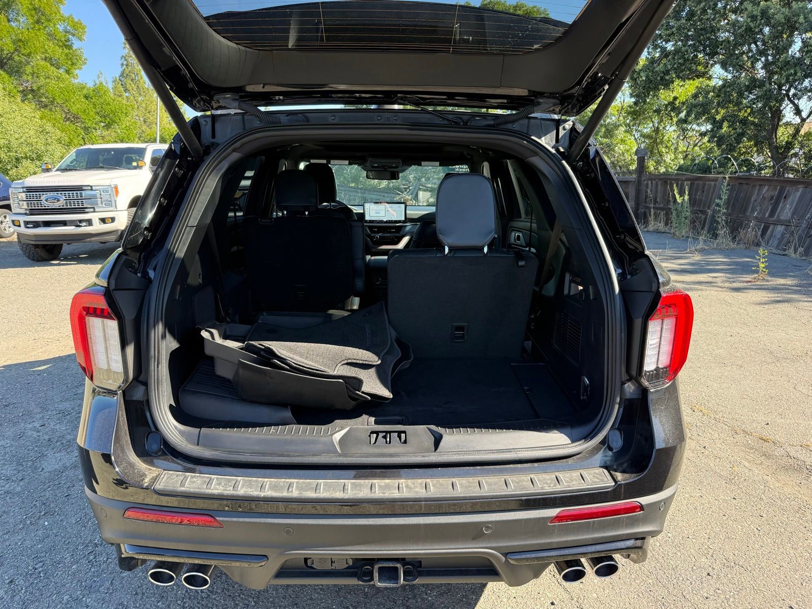 Certified 2025 Ford Explorer ST w/ Sun And Sound Package AWD/4WD image 5