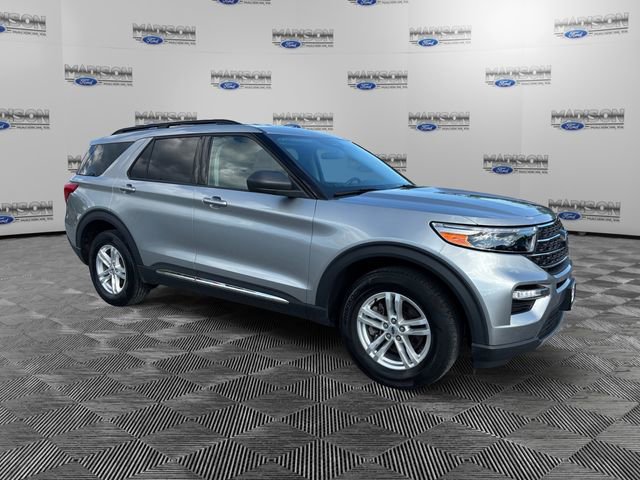Certified 2023 Ford Explorer XLT w/ Equipment Group 202A AWD/4WD image 7