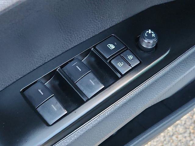Used 2026 Toyota Camry LE w/ Convenience Package FWD image 22