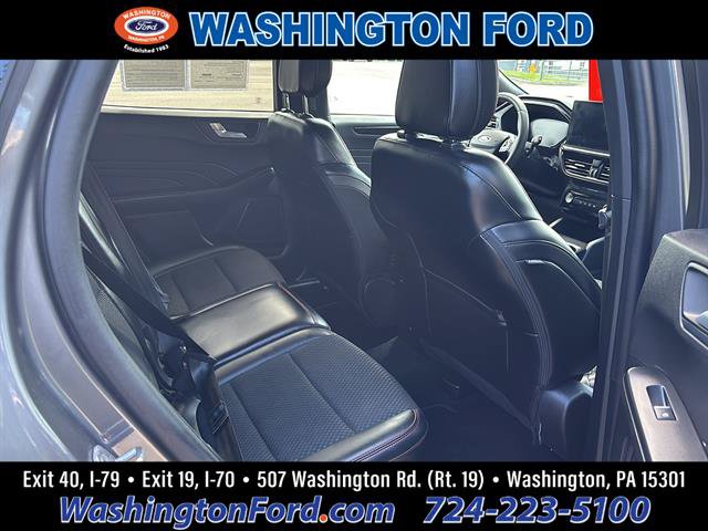 Certified 2023 Ford Escape ST-Line w/ Tech Pack #1 AWD/4WD image 19