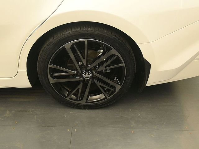 Used 2025 Toyota Camry XSE w/ Premium Plus Package image 9