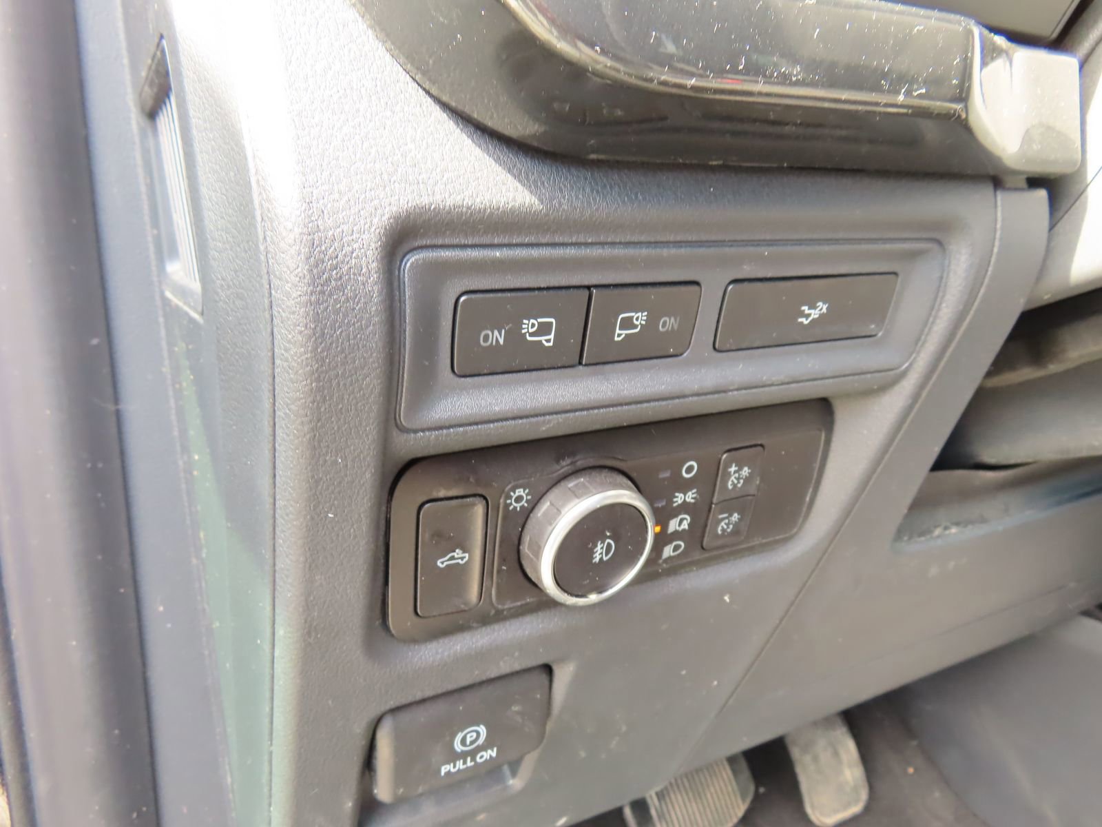 Certified 2023 Ford F150 XLT w/ Equipment Group 302A High image 16