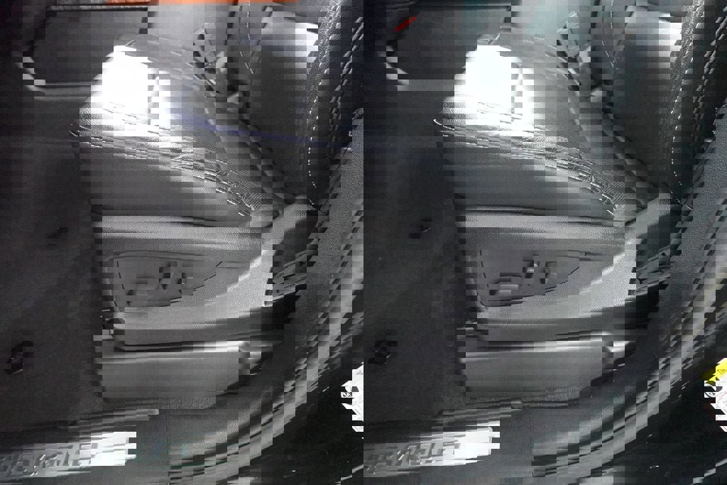 Used 2020 Chevrolet Tahoe Premier w/ Max Trailering Package image 11