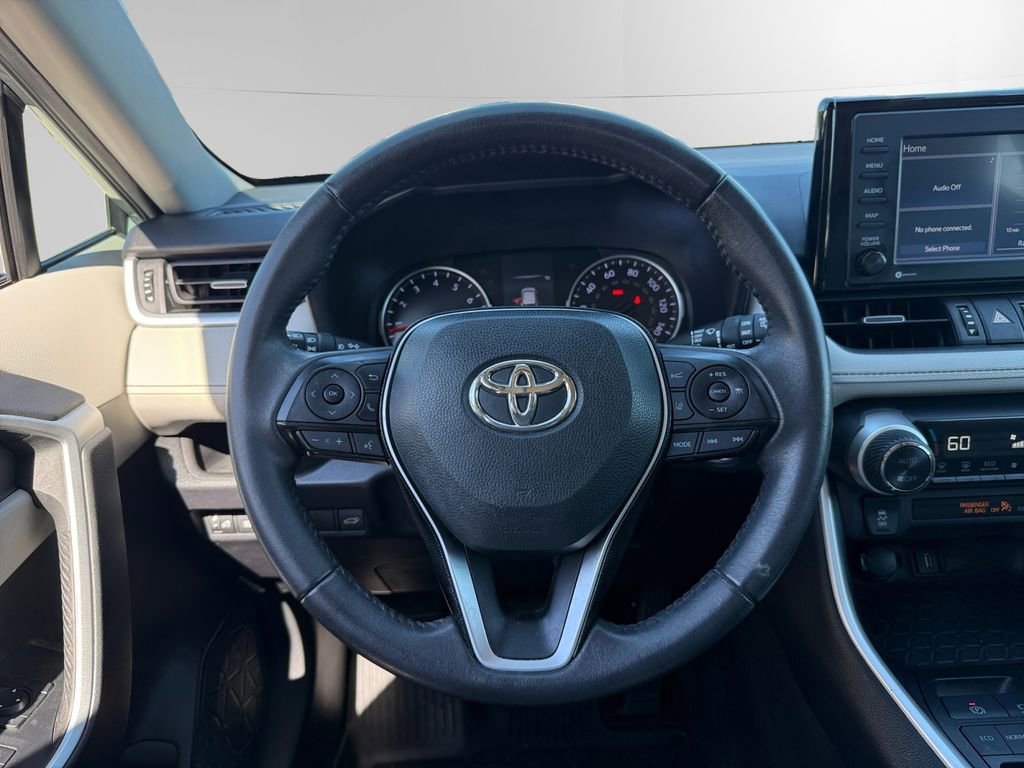Used 2021 Toyota RAV4 XLE Premium FWD image 12