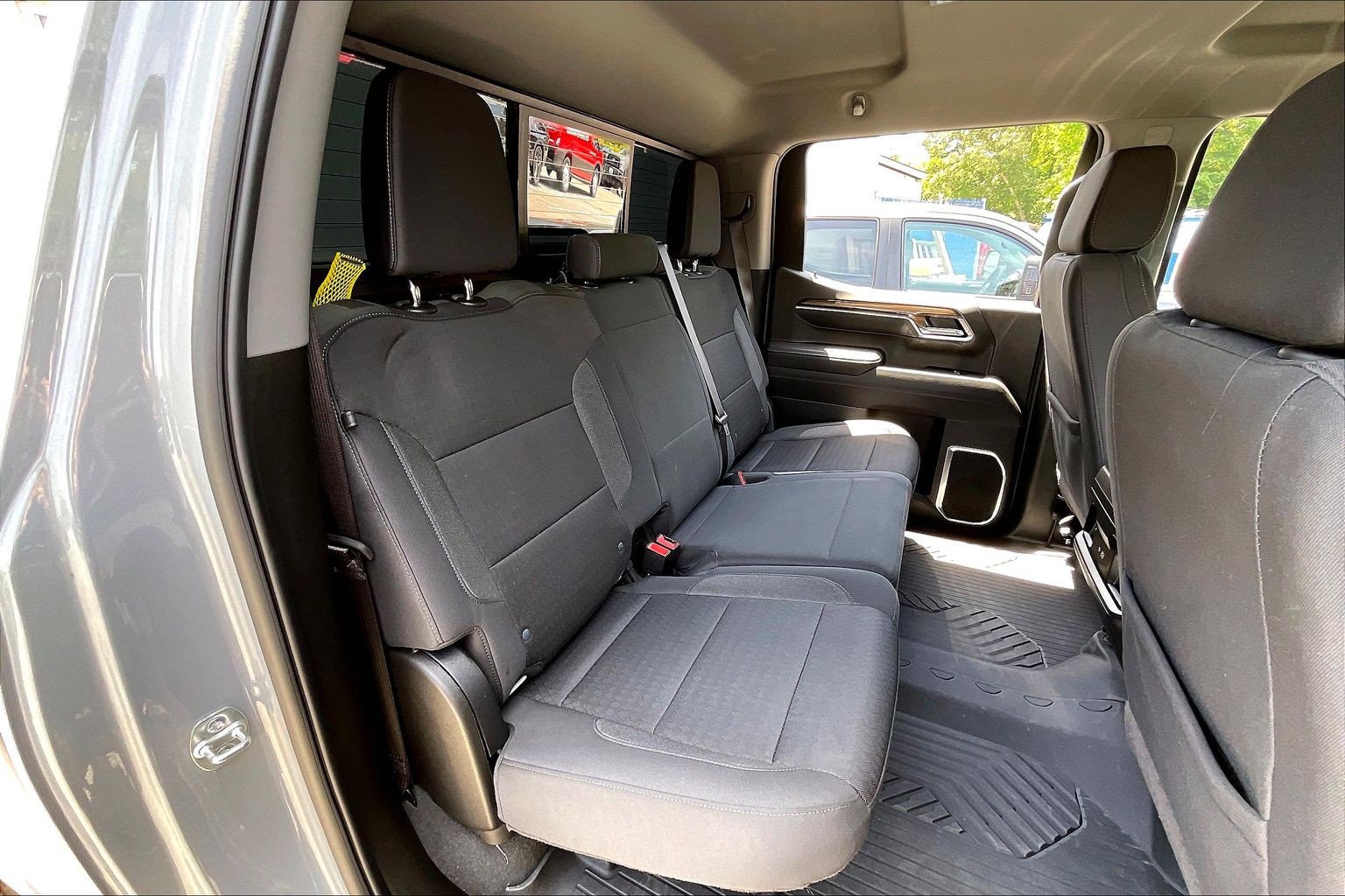 Used 2025 Chevrolet Silverado 1500 RST AWD/4WD image 26