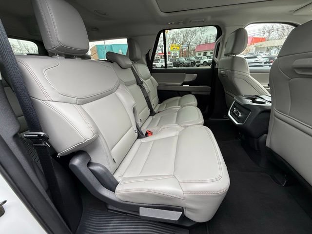 Certified 2025 Ford Expedition Max Active AWD/4WD image 17
