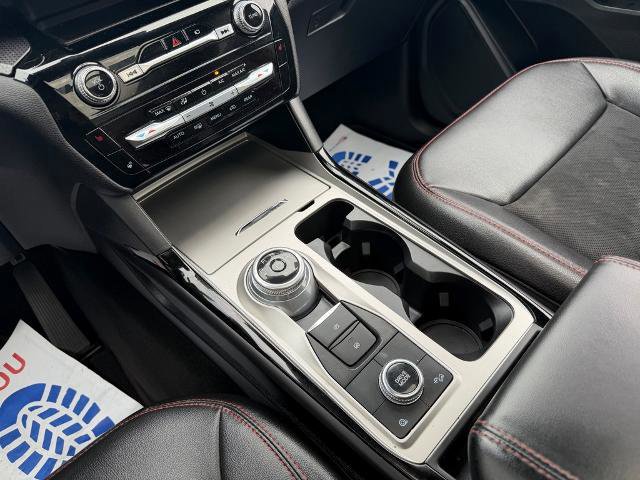 Certified 2022 Ford Explorer ST-Line w/ Class IV Trailer Tow Package image 18