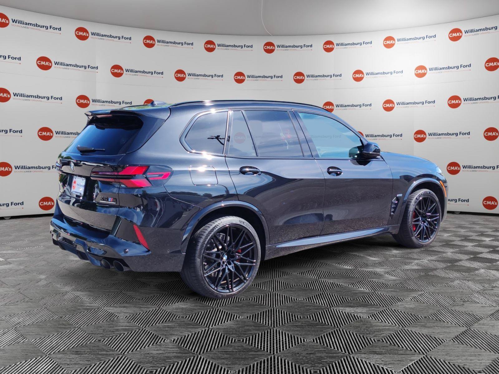 Used 2024 BMW X5 M Competition w/ Executive Package AWD/4WD image 5