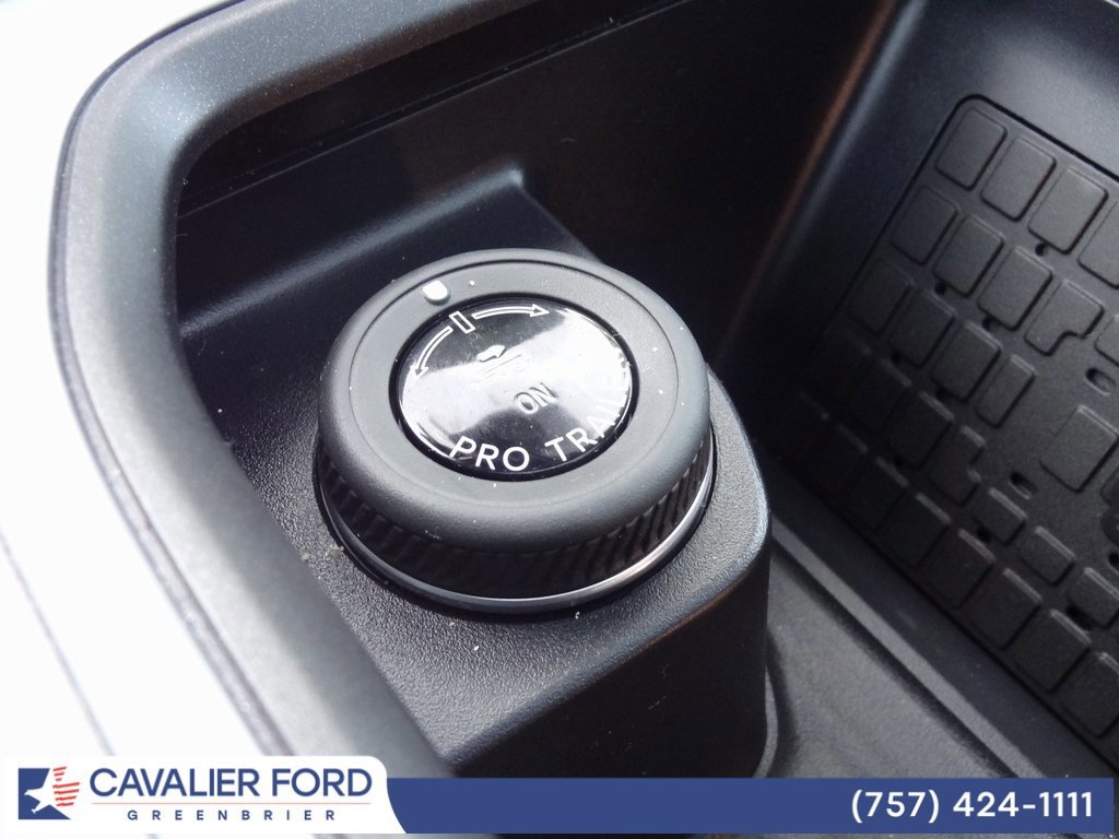 Certified 2025 Ford Expedition Active image 45