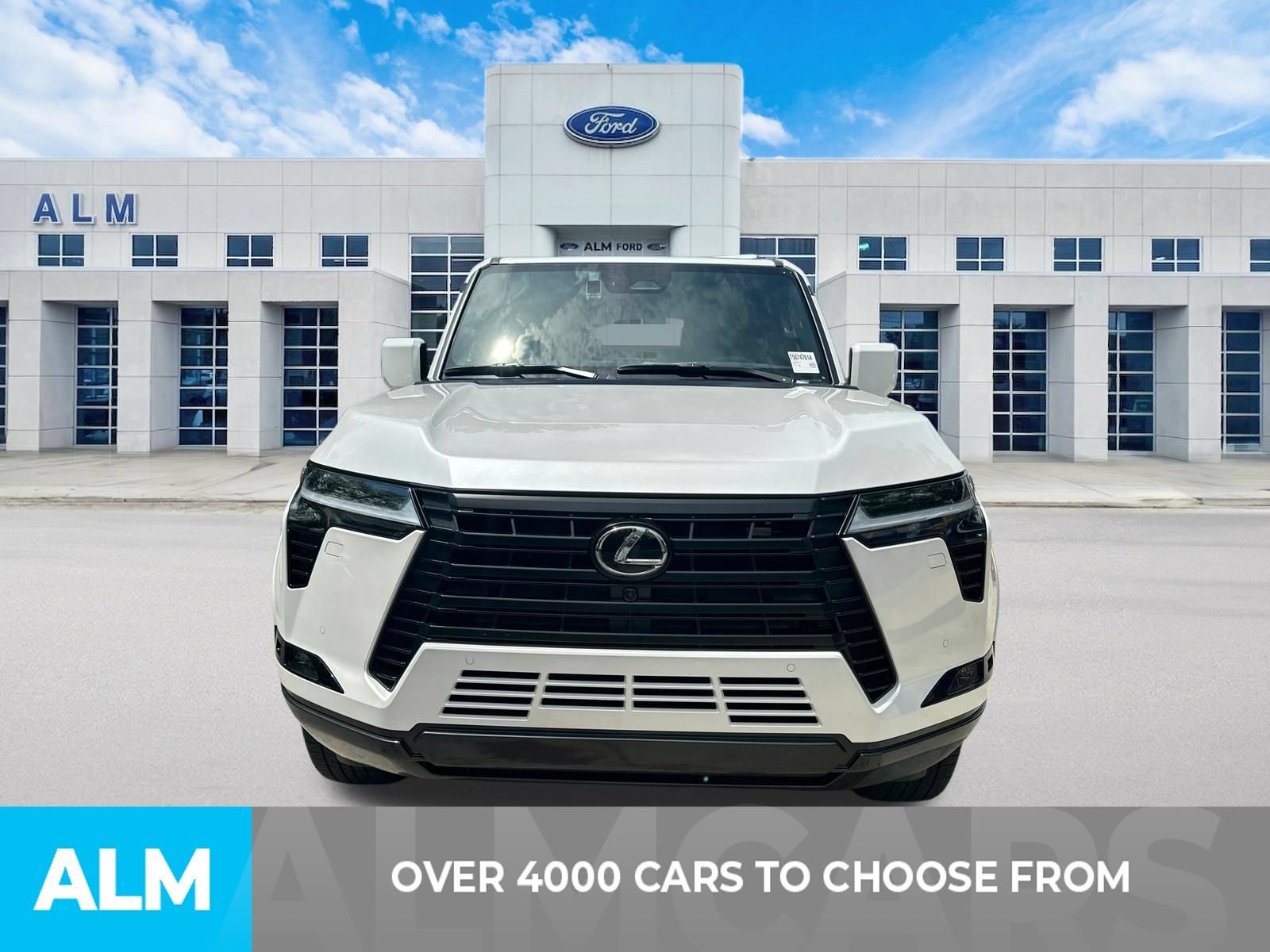 Used 2026 Lexus GX 550 w/ Accessory Package (2T) AWD/4WD image 2