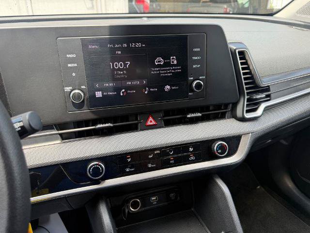 Used 2025 Kia Sportage LX FWD image 5