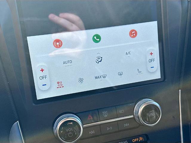 Certified 2024 Ford Edge Titanium image 13