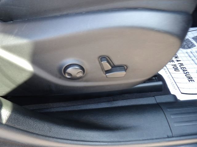 Used 2022 Jeep Cherokee Latitude Lux w/ Sun & Sound Group image 32