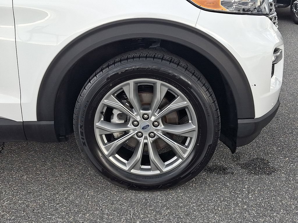 Certified 2023 Ford Explorer Limited AWD/4WD image 8