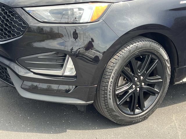 Certified 2022 Ford Edge ST-Line w/ Class II Trailer Tow Package AWD/4WD image 9