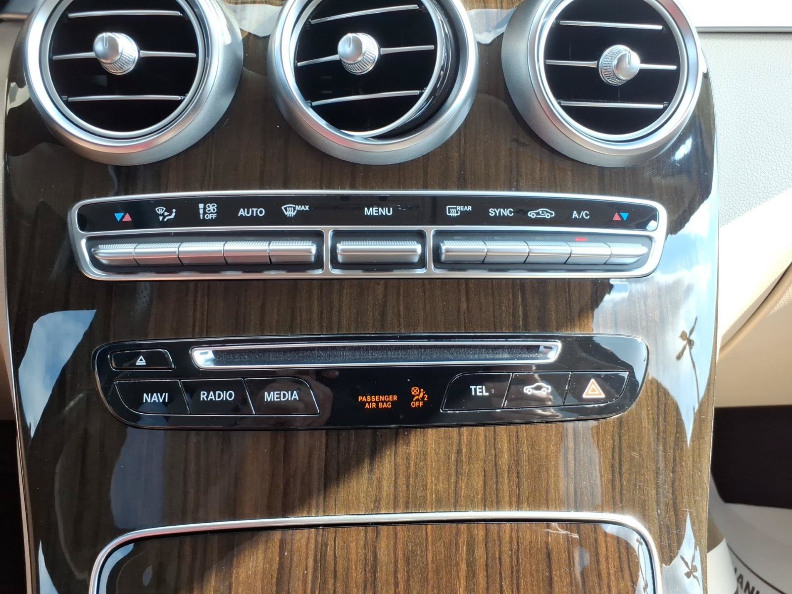 Used 2019 Mercedes-Benz GLC 300 image 20