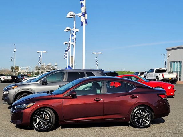 Used 2024 Nissan Sentra SV image 2