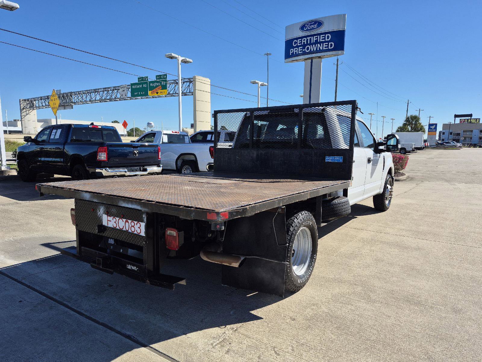Certified 2020 Ford F350 XL w/ Power Equipment Group image 9
