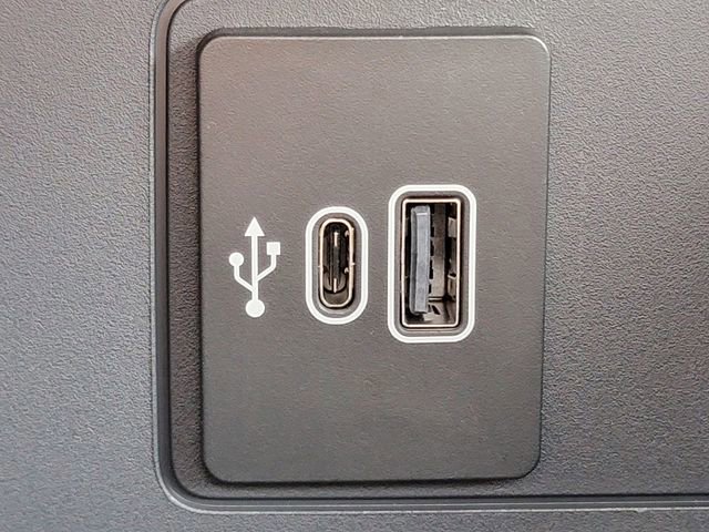 Certified 2026 Ford Explorer Active w/ Active Comfort Package AWD/4WD image 15