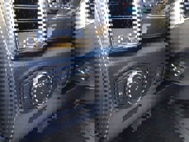 Certified 2022 Ford Ranger Lariat w/ Equipment Group 501A High image 18