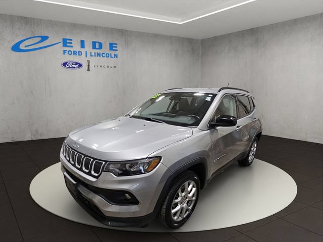 Used 2022 Jeep Compass Latitude AWD/4WD image 6
