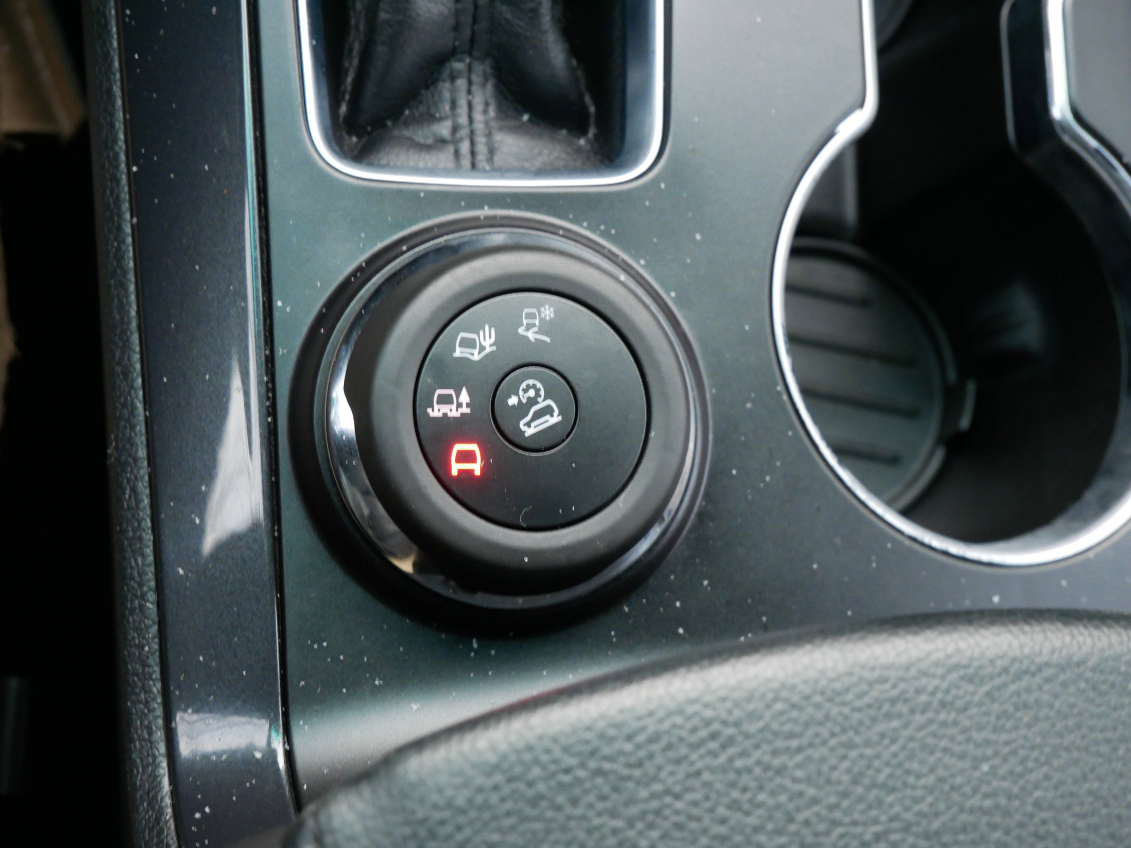 Certified 2017 Ford Explorer XLT w/ Equipment Group 202A image 22