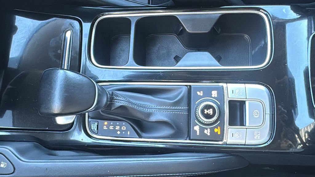 Used 2021 Kia Telluride EX w/ EX Premium Package image 15