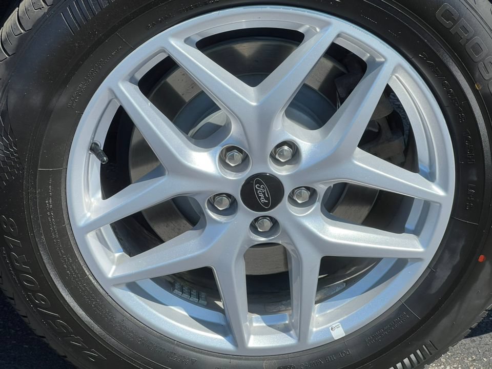 Certified 2024 Ford Edge SEL AWD/4WD image 6
