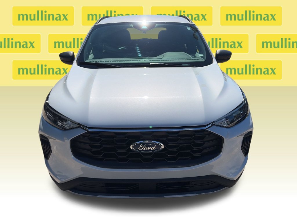 Certified 2025 Ford Escape ST-Line FWD image 23