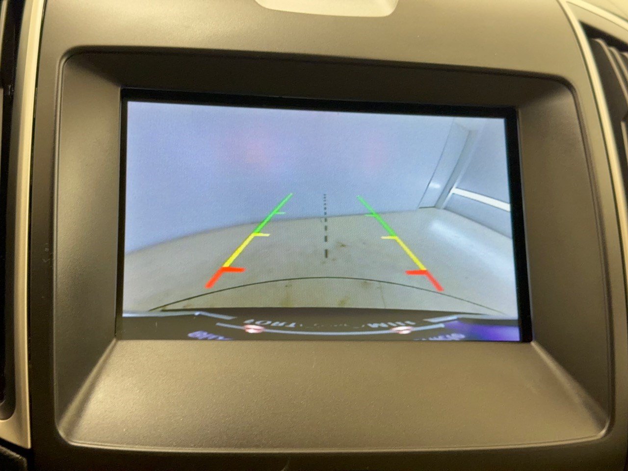 Certified 2020 Ford Edge SEL FWD image 24