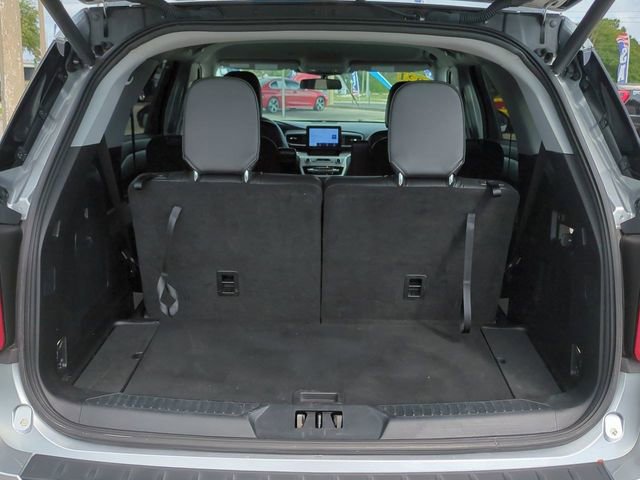 Certified 2021 Ford Explorer XLT w/ Equipment Group 202A AWD/4WD image 13