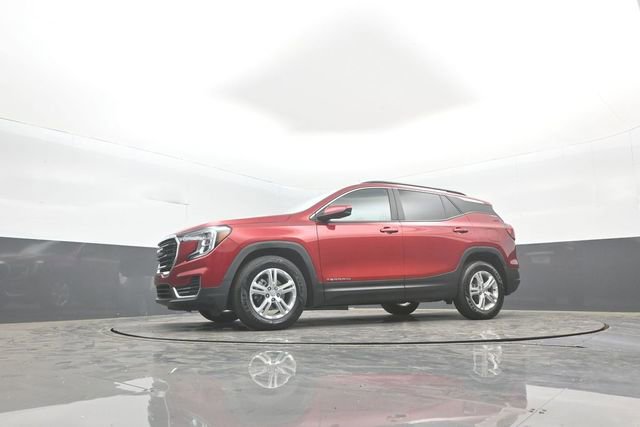 Used 2022 GMC Terrain SLE w/ Driver Convenience Package image 29