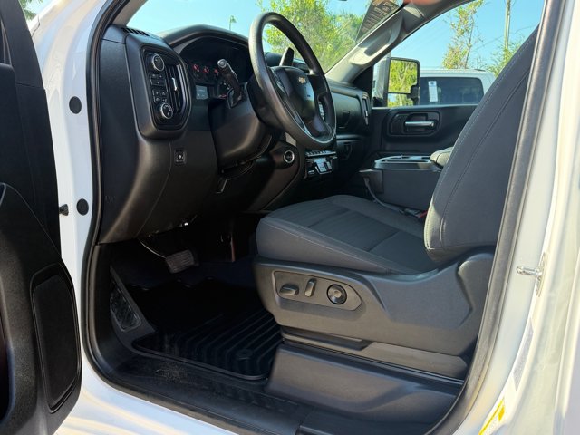 Used 2024 Chevrolet Silverado 2500 Custom w/ Custom Value Package AWD/4WD image 17